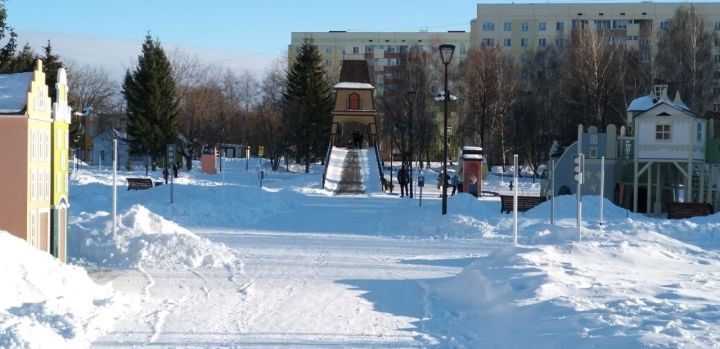 “Велики” паркындагы таудан шуганда егылган баланың башы җитди җәрәхәтләнгән