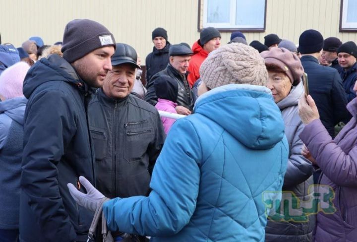 Рамил Муллин мобилизацияләнгәннәрнең гаиләләре ташламалар алмаулары турындагы мөрәҗәгатьләренә җавап бирде