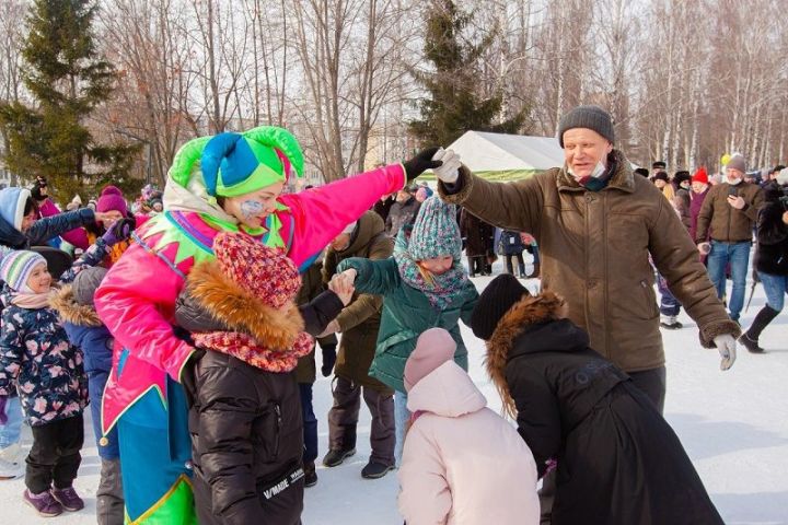 Түбәнкамалыларны Масленица бәйрәменә чакыралар