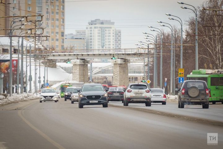 Машиналар җилдерә, һава пычрана...